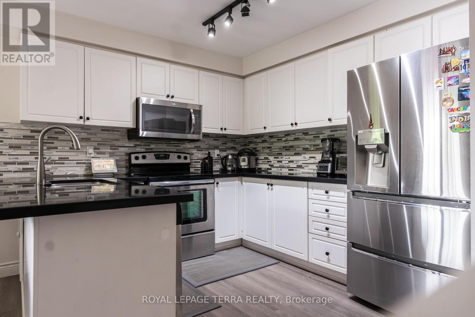 7 - 2871 Darien Road, Burlington, ON