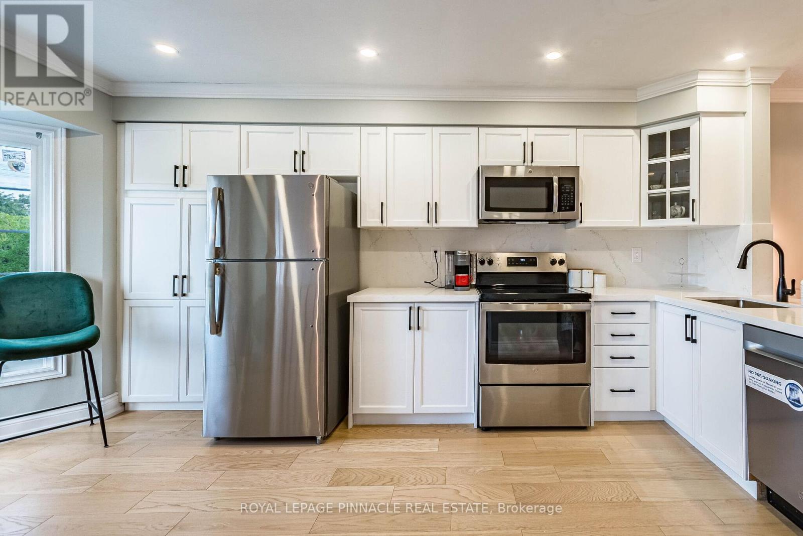 4 - 3480 Upper Middle Road, Burlington, ON