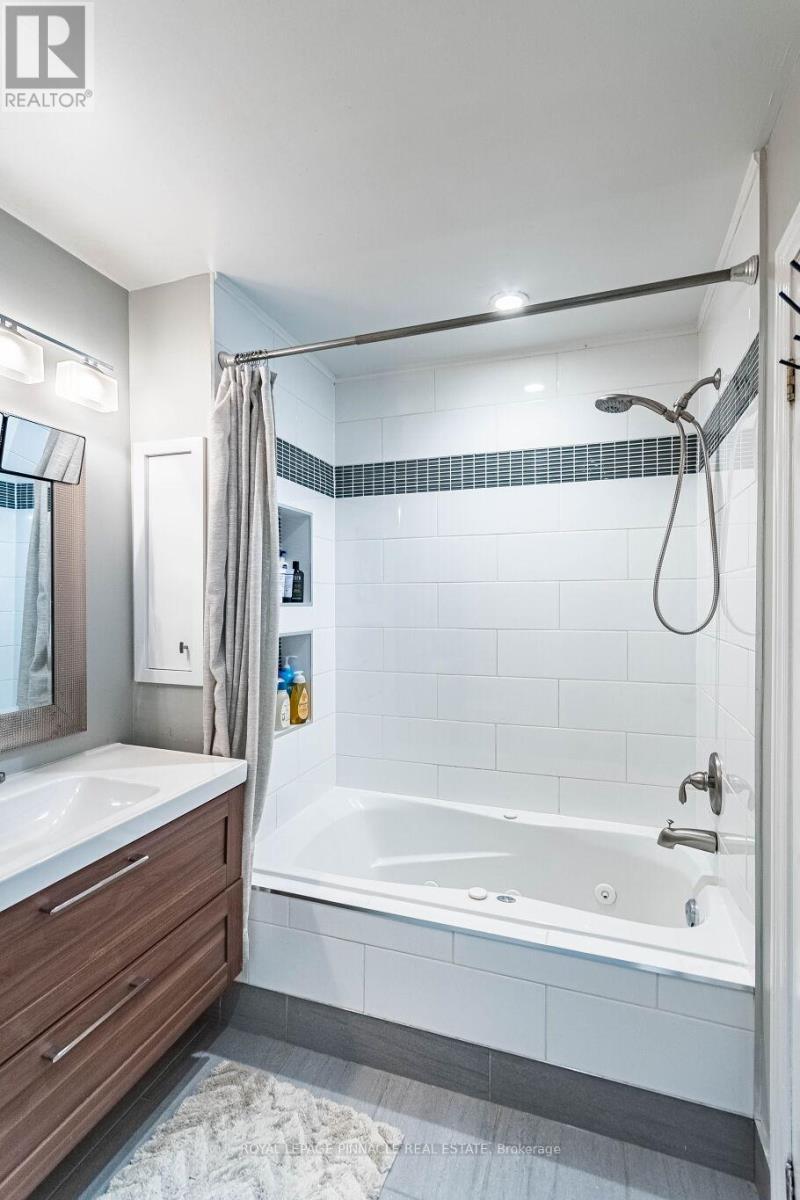 4 - 3480 Upper Middle Road, Burlington, ON