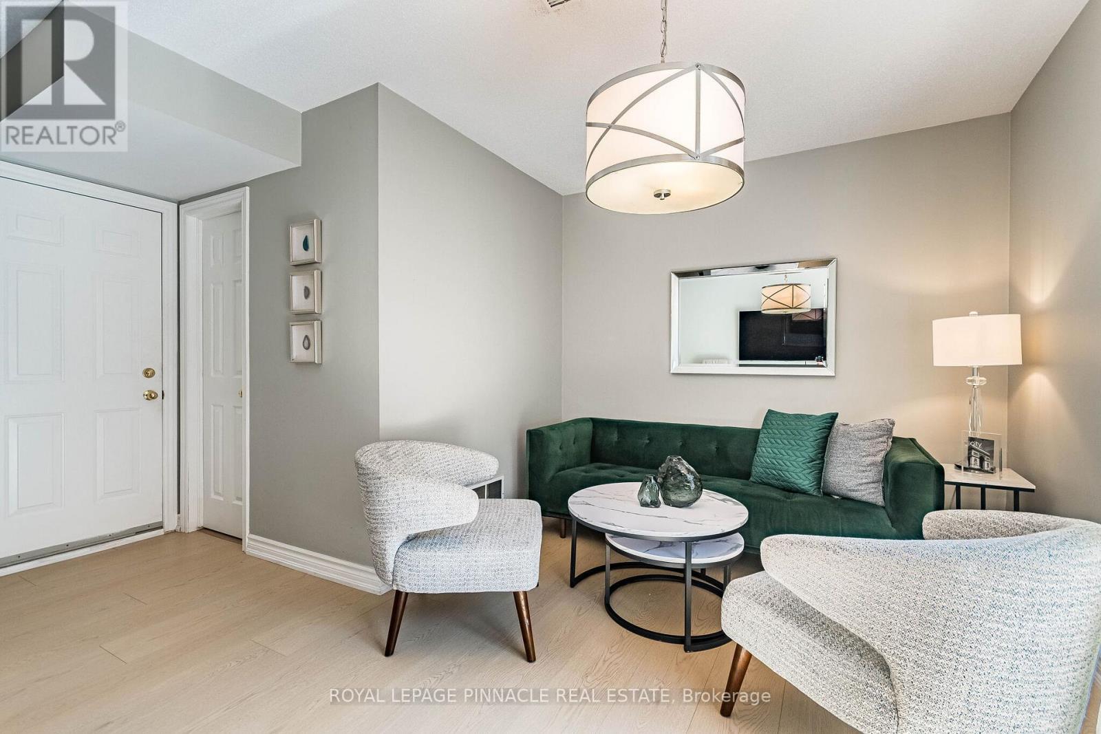 4 - 3480 Upper Middle Road, Burlington, ON