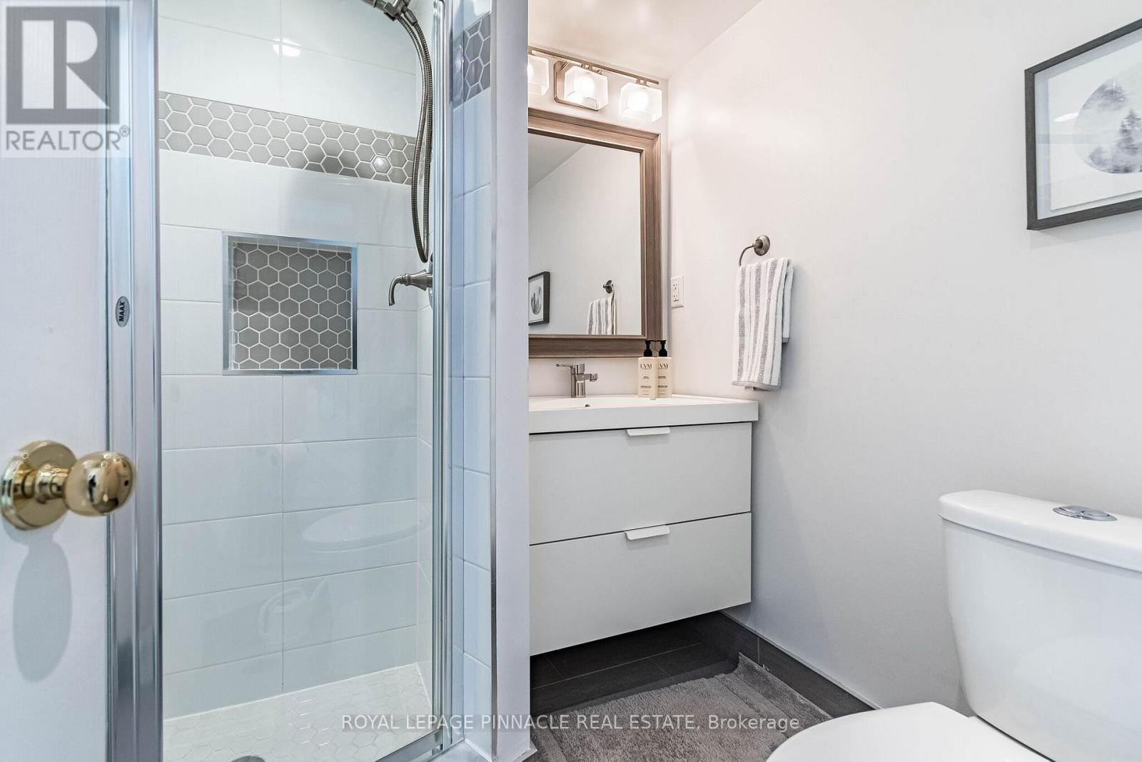 4 - 3480 Upper Middle Road, Burlington, ON