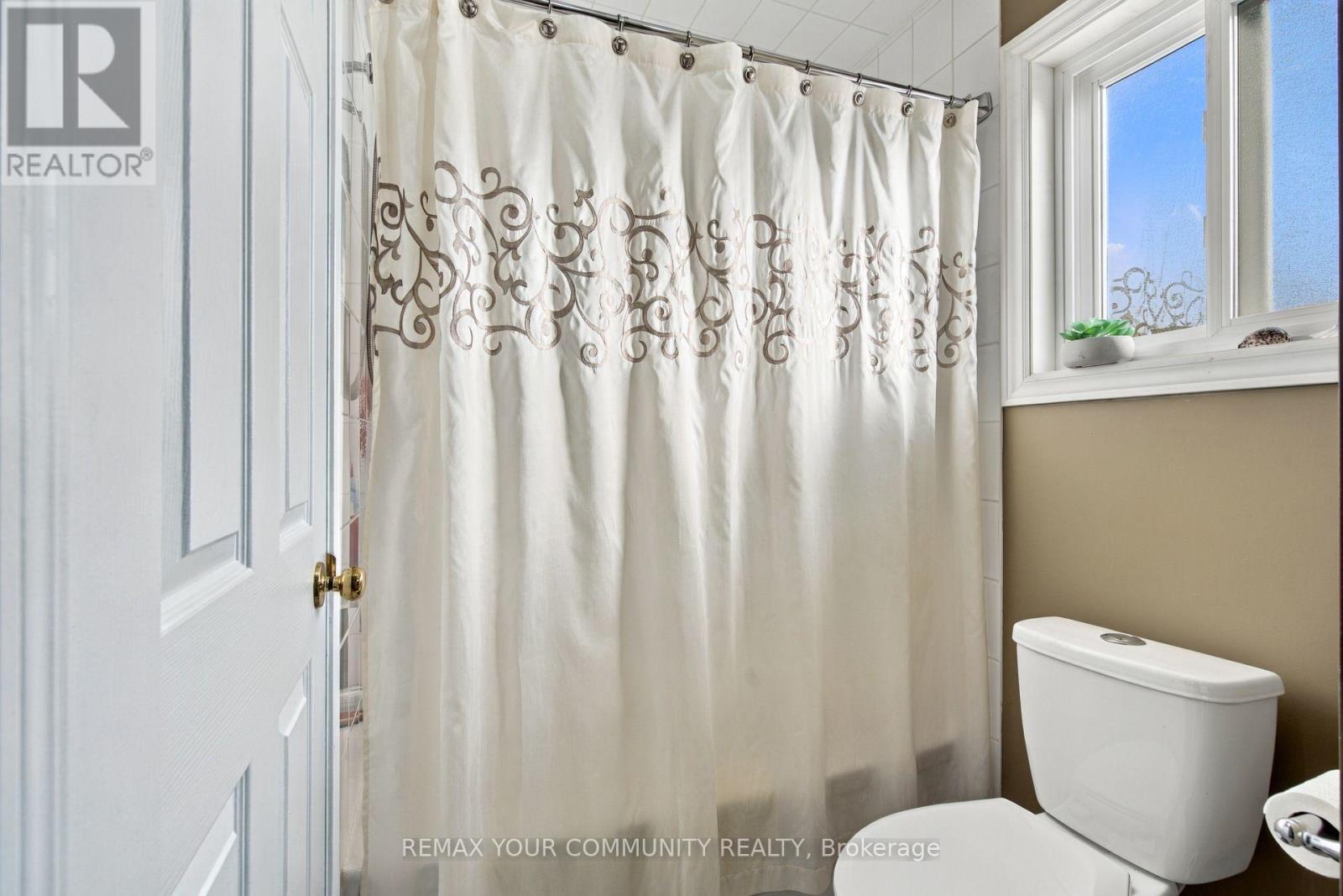 1632 Samuelson Circle, Mississauga, ON