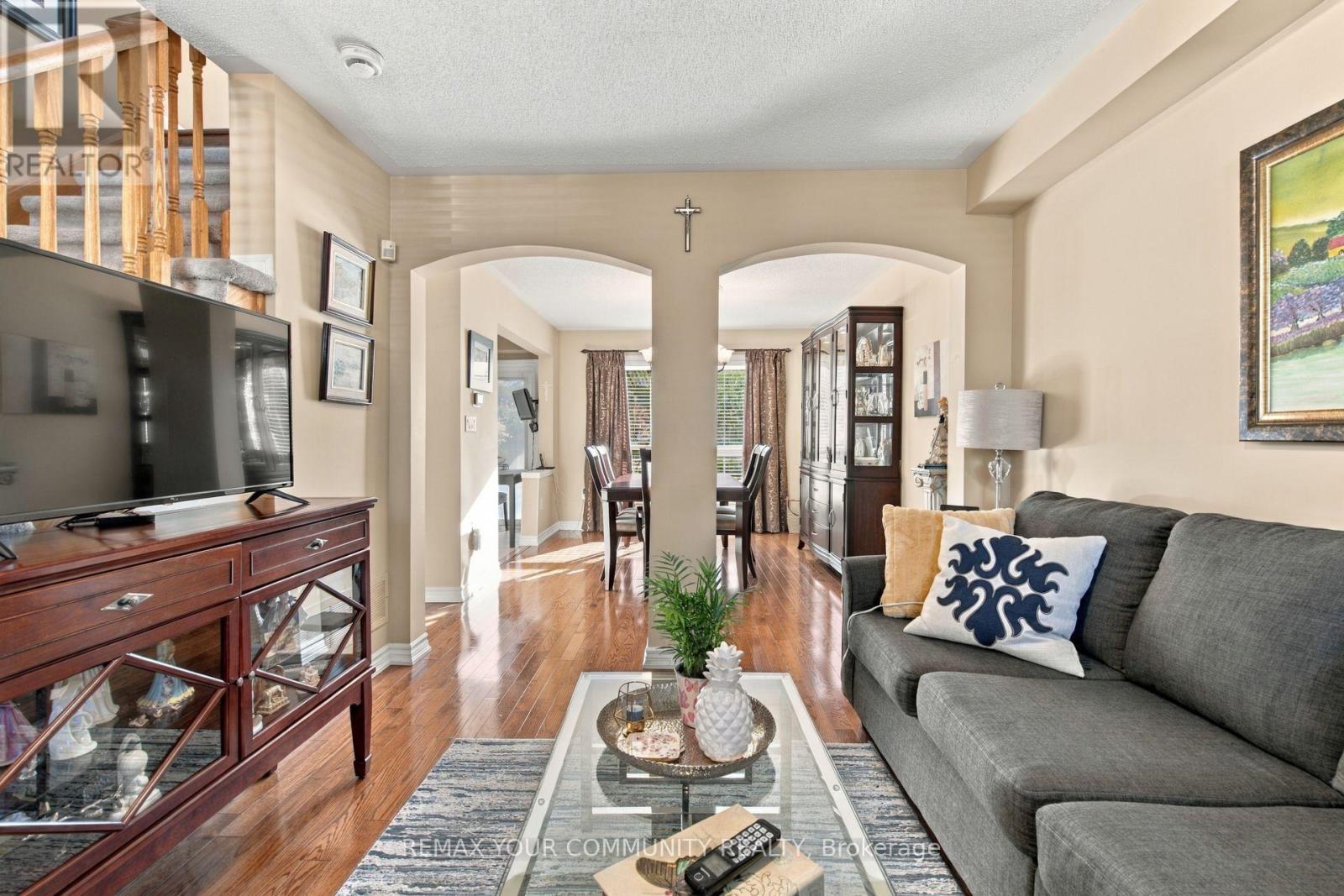 1632 Samuelson Circle, Mississauga, ON
