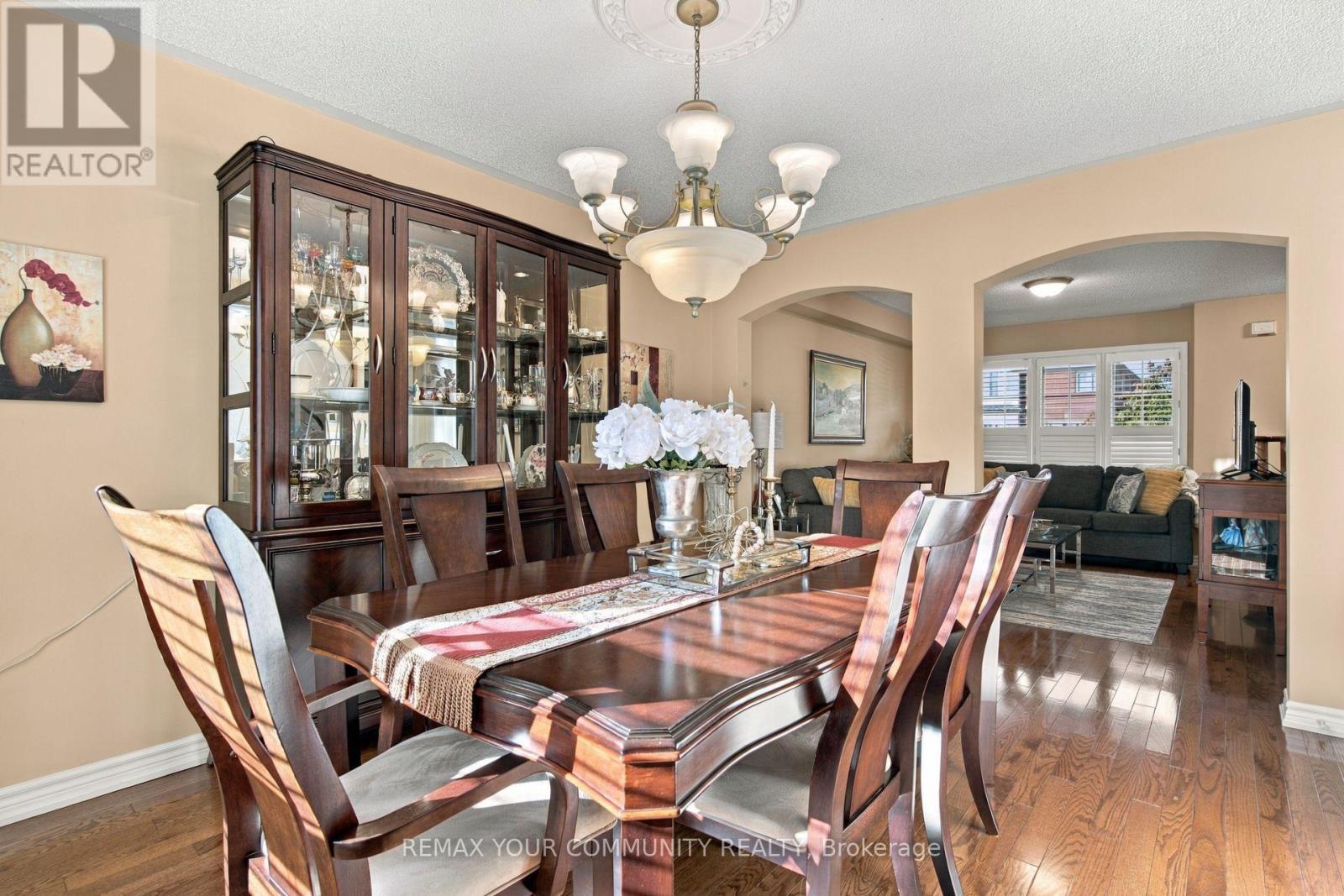 1632 Samuelson Circle, Mississauga, ON