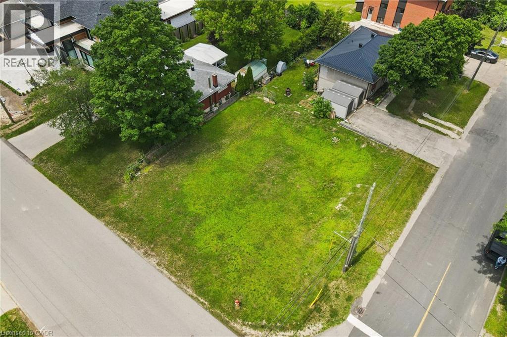 46 Daniel Avenue, Kitchener, ON