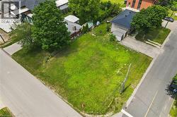 46 DANIEL Avenue Kitchener, ON N2K 1E9