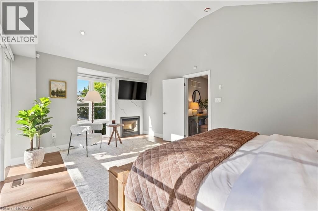 630 George Street, Burlington, ON