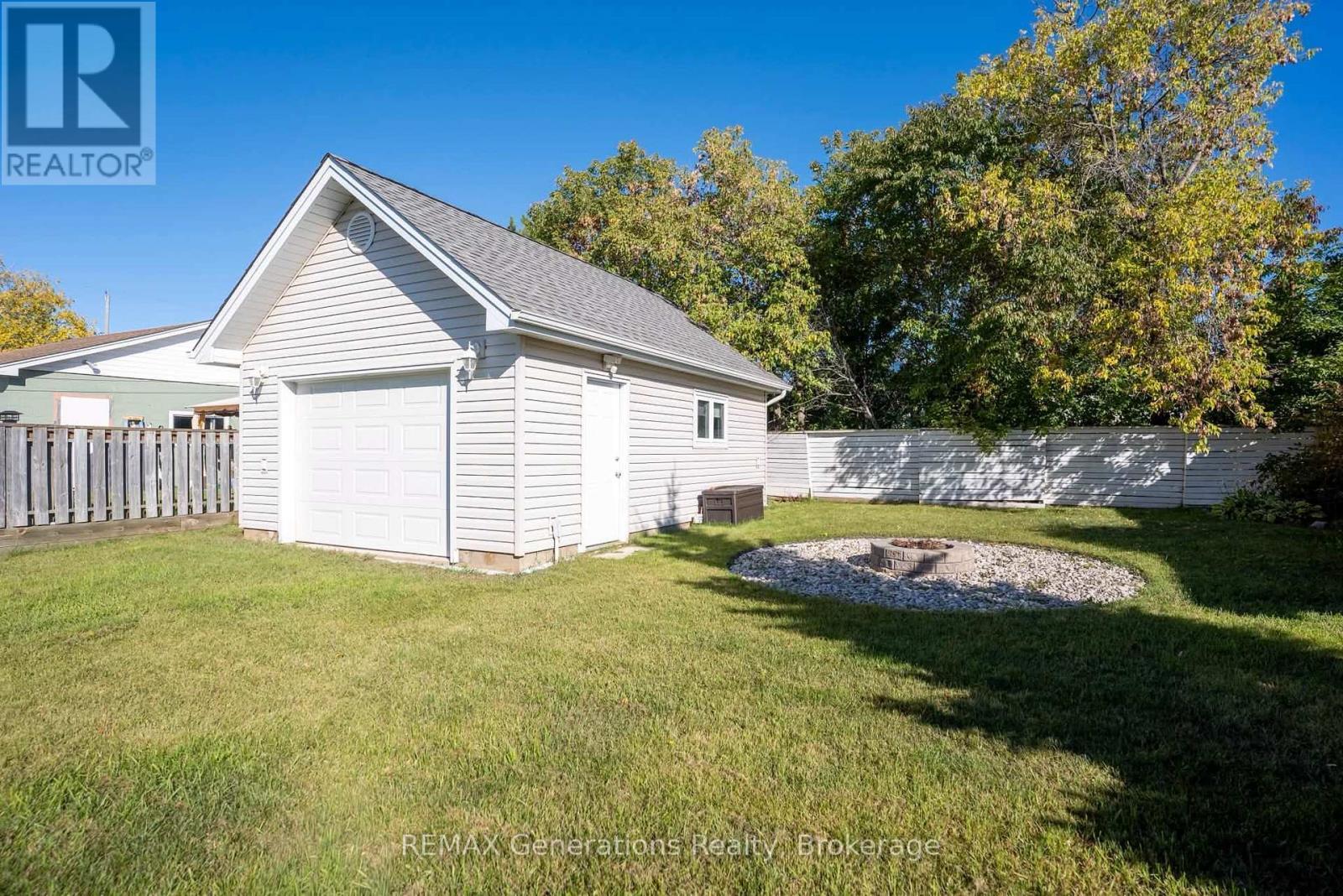 330 Montclair Street, Thunder Bay (Current River), ON