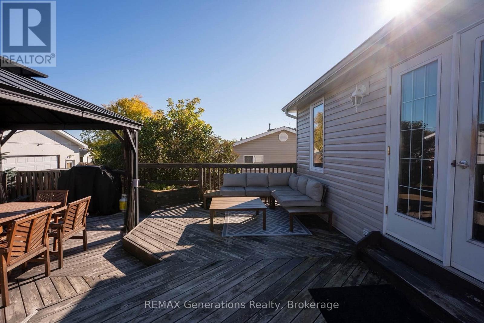 330 Montclair Street, Thunder Bay (Current River), ON