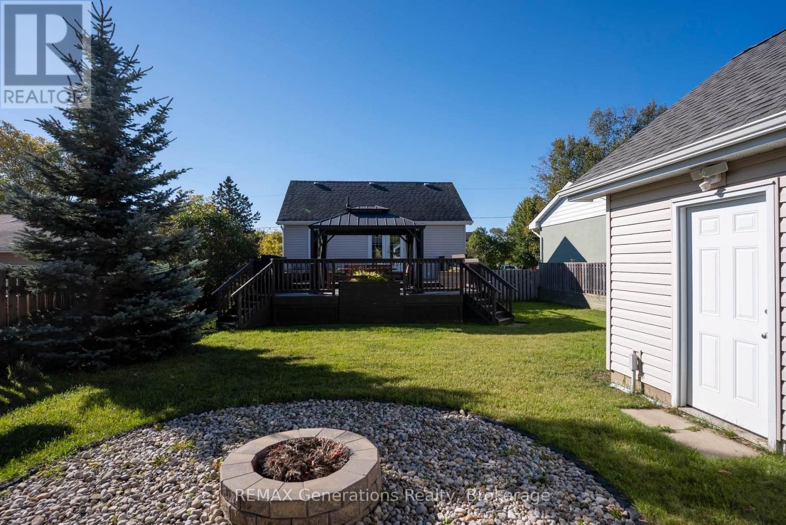 330 Montclair Street, Thunder Bay (Current River), ON