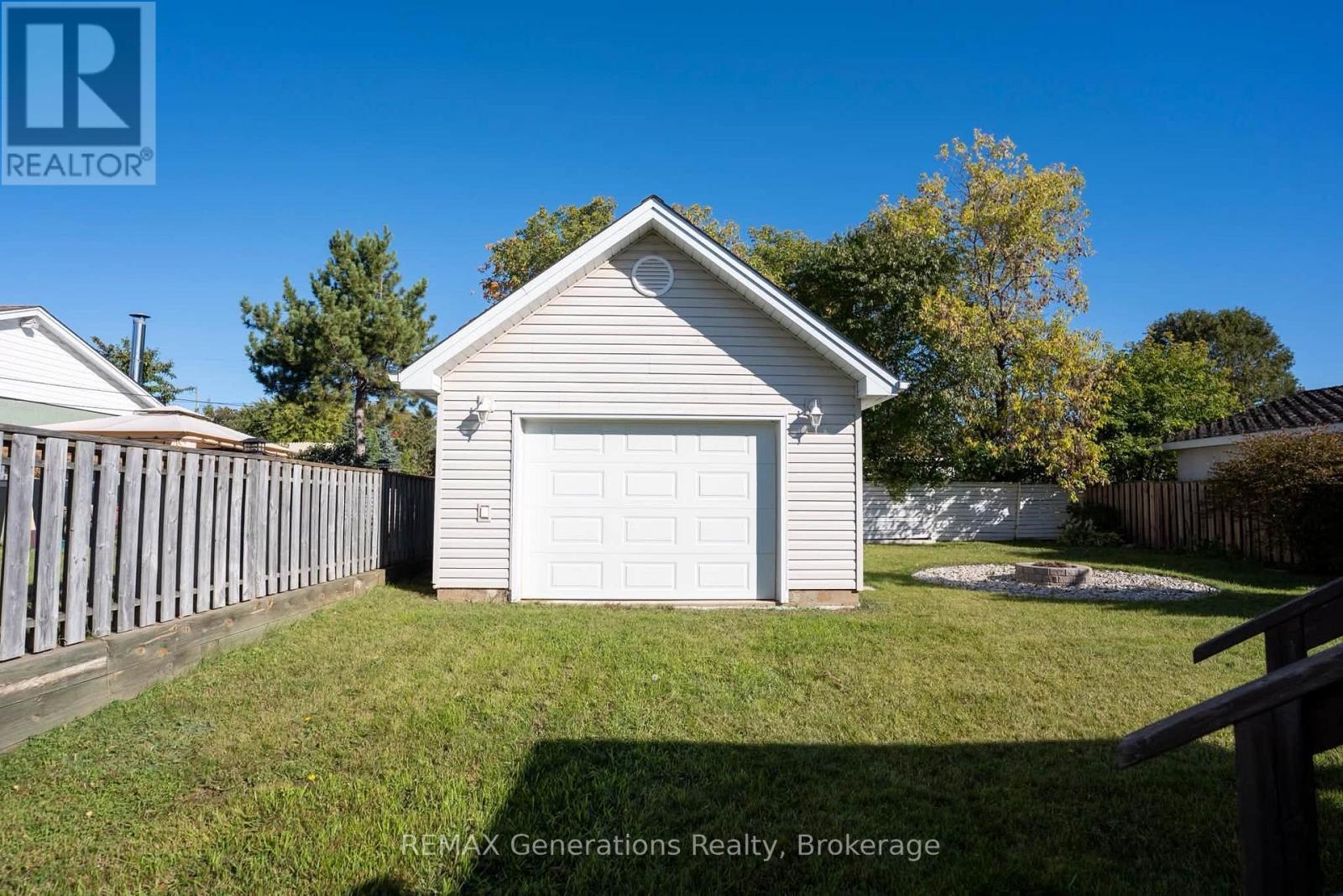 330 Montclair Street, Thunder Bay (Current River), ON