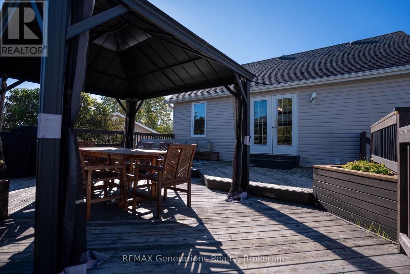 330 Montclair Street, Thunder Bay (Current River), ON