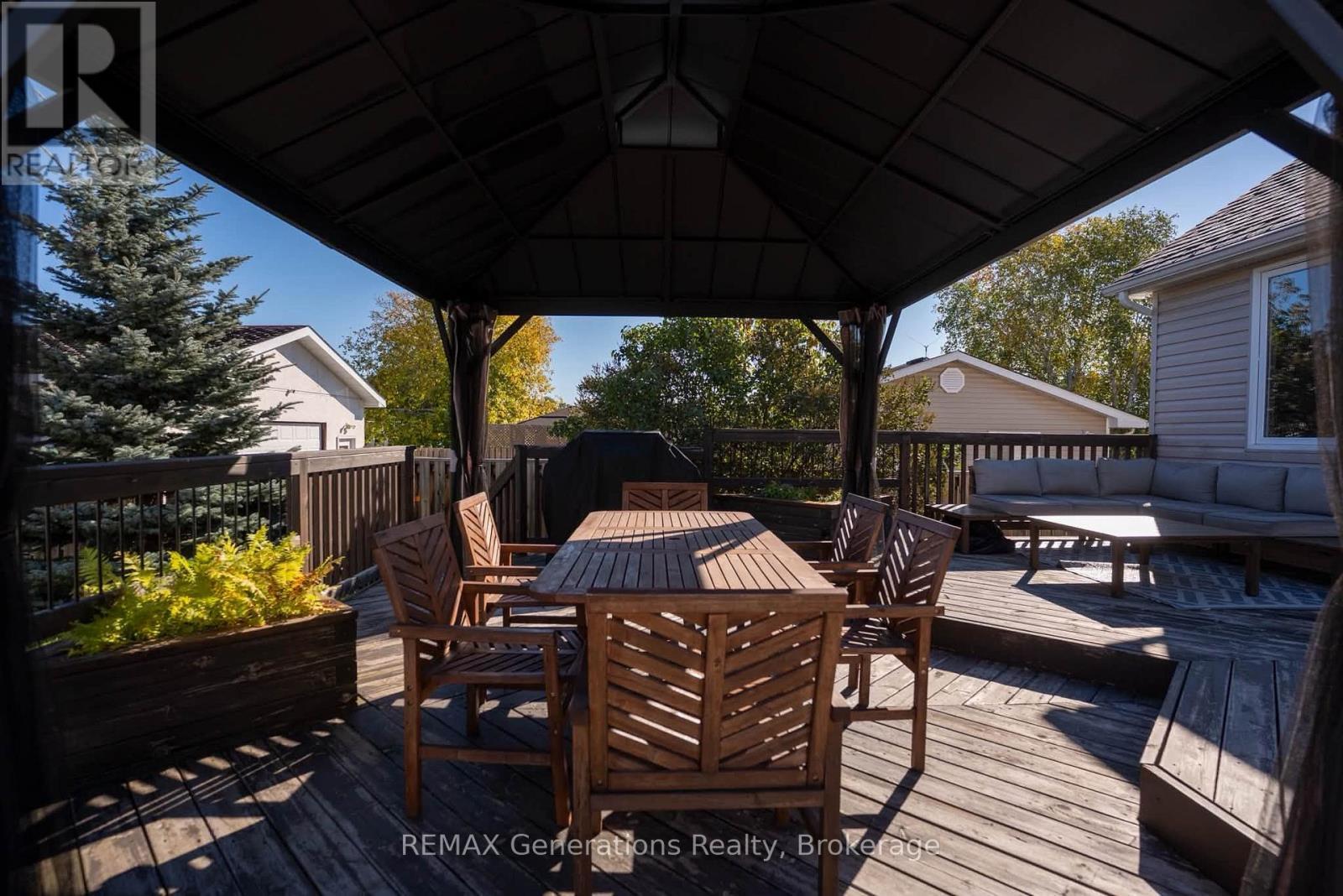 330 Montclair Street, Thunder Bay (Current River), ON