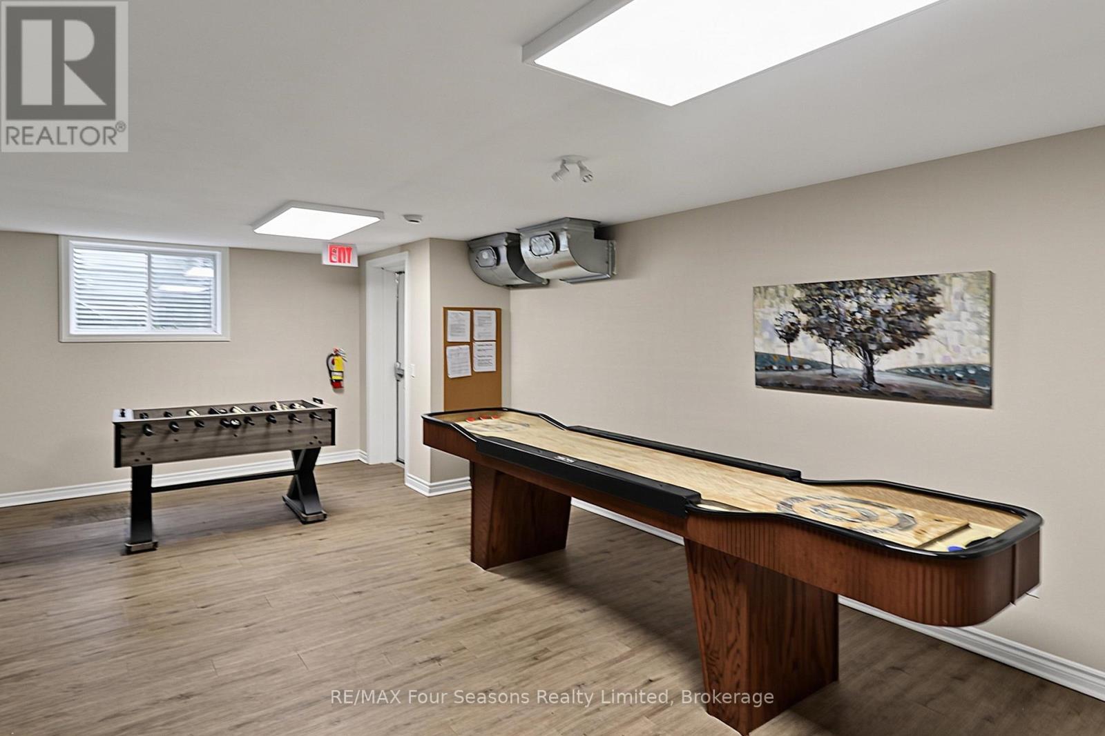 Games room - 55 Conservation Way, Collingwood, ON