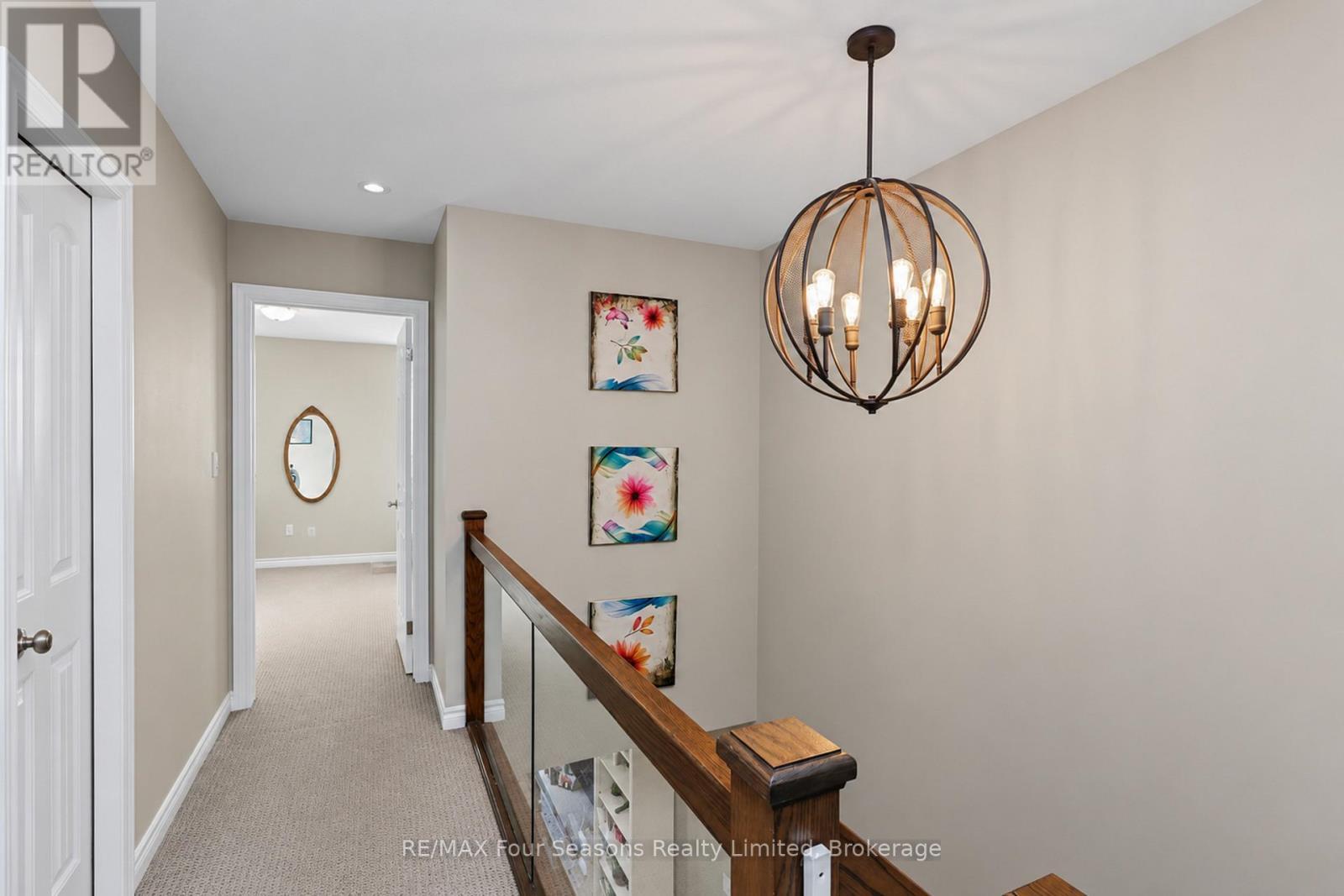 Glass railing - 55 Conservation Way, Collingwood, ON