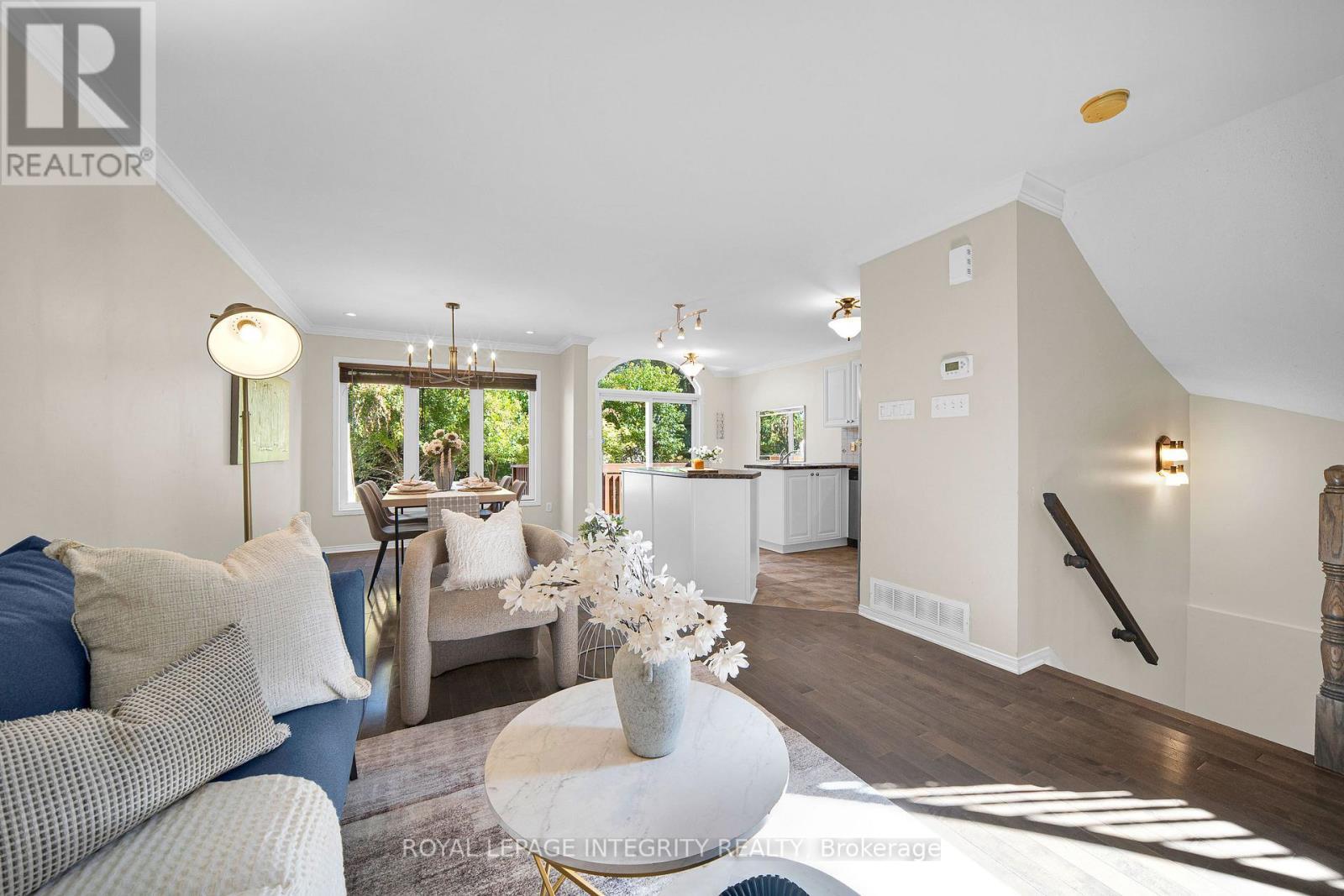 Open main level with abundant natural light - 170 Flamborough Way, Ottawa, ON