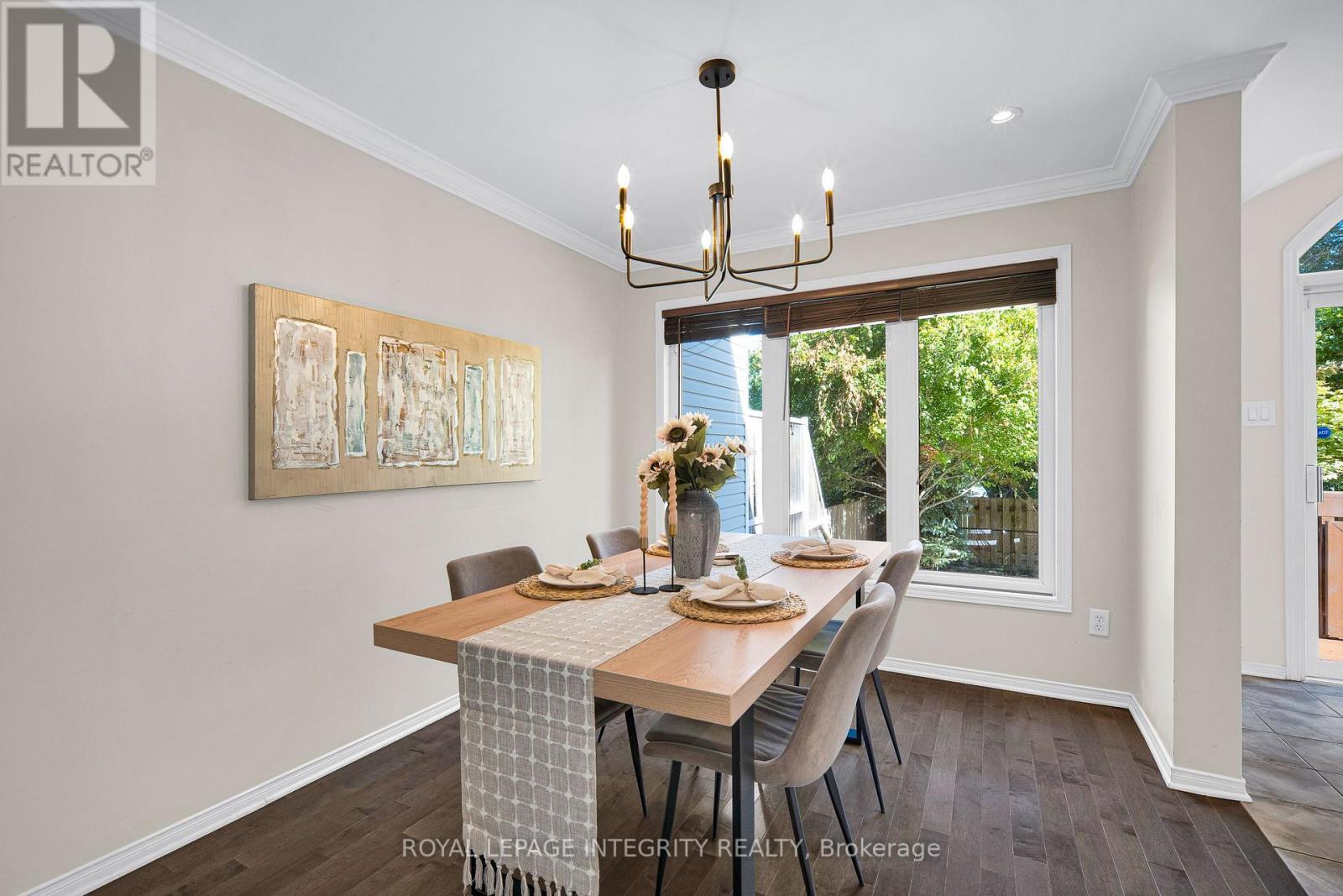 Dining area overlooking the backyard - 170 Flamborough Way, Ottawa, ON