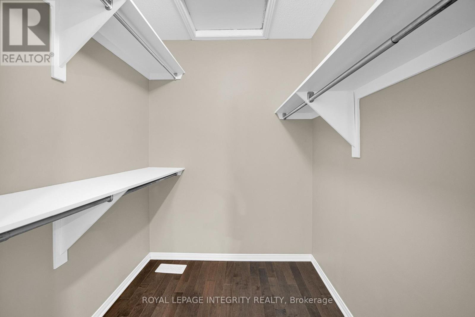 Primary bedroom walk-in closet - 170 Flamborough Way, Ottawa, ON