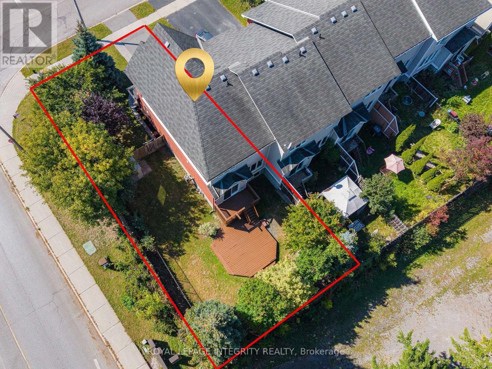 Aerial view showcasing the oversized lot - 170 Flamborough Way, Ottawa, ON