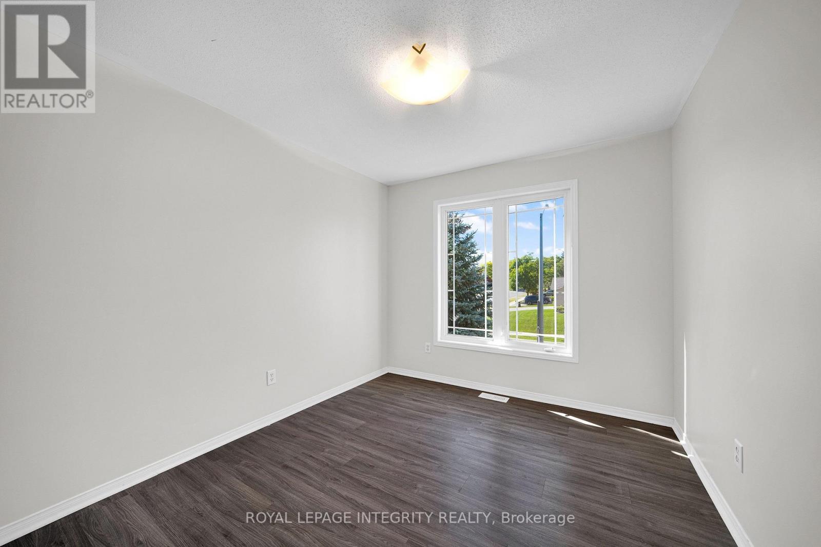 Second bedroom - 170 Flamborough Way, Ottawa, ON