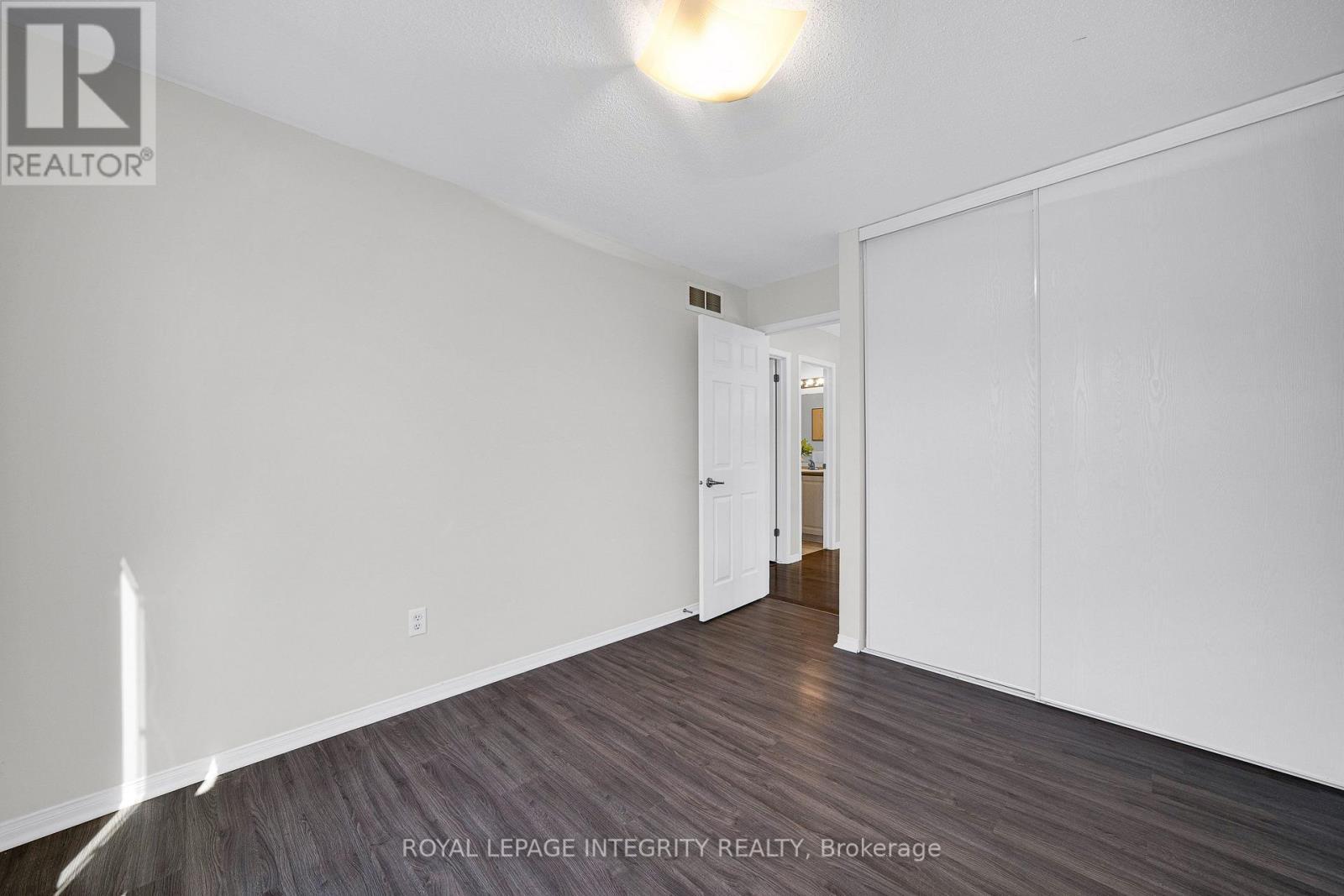 Second bedroom - 170 Flamborough Way, Ottawa, ON