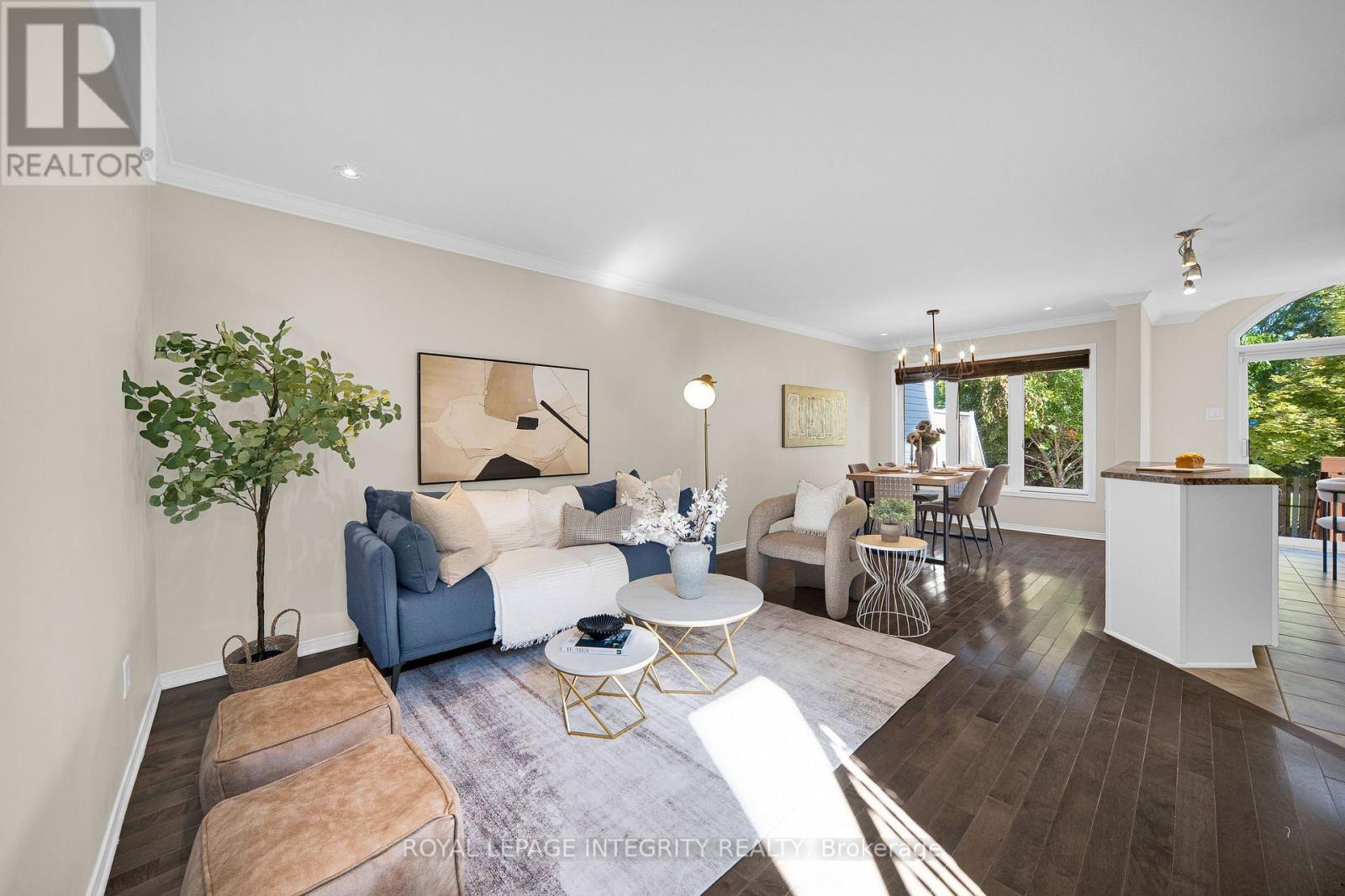 Open-concept living and dining area - 170 Flamborough Way, Ottawa, ON