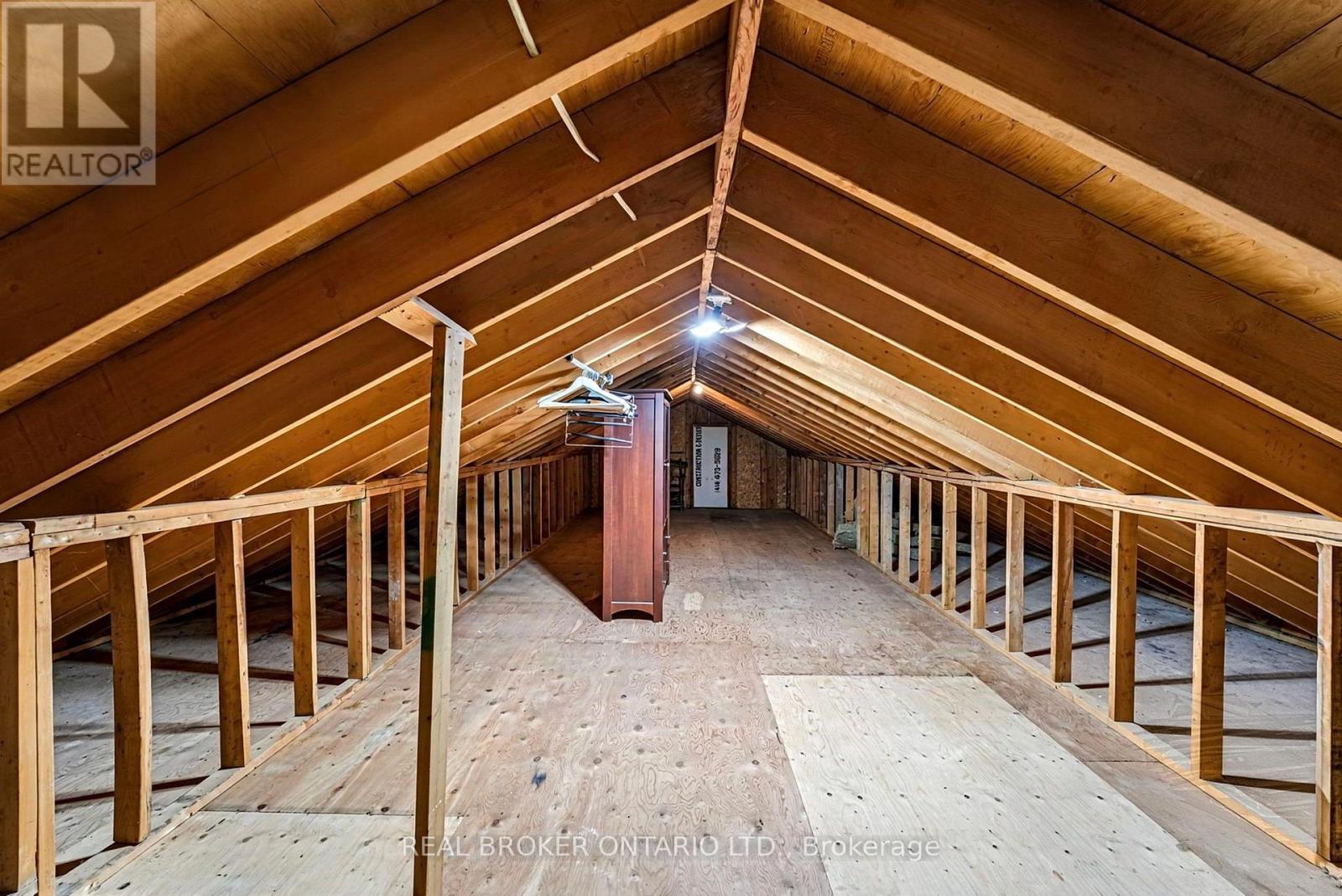 Unfinished Room Above Garage to Make Your Own - 18061 Highway 48, East Gwillimbury, ON