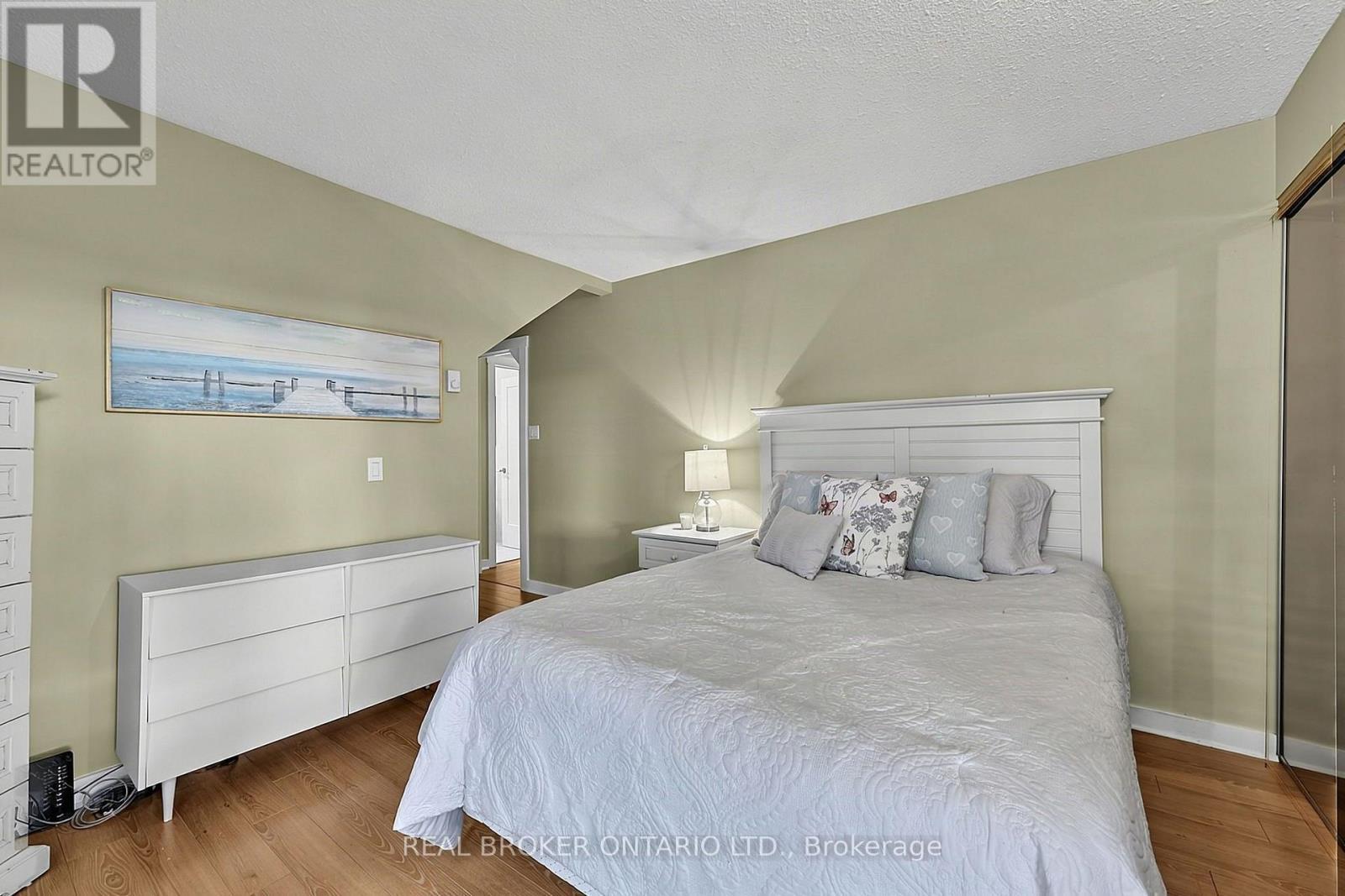 Bedroom 3 - 18061 Highway 48, East Gwillimbury, ON