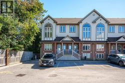 20 - 376 WIFFEN PRIVATE Ottawa, ON K2H 1G4