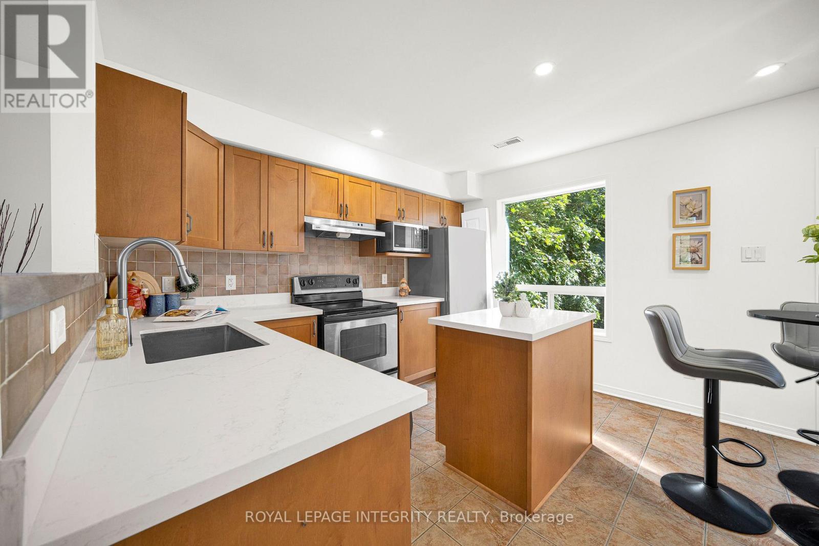 20 - 376 Wiffen Private, Ottawa, ON