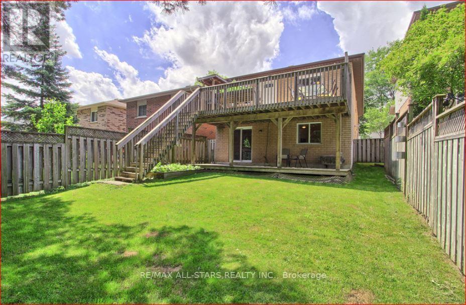2 Decks - 91 Kate Aitken Crescent, New Tecumseth, ON