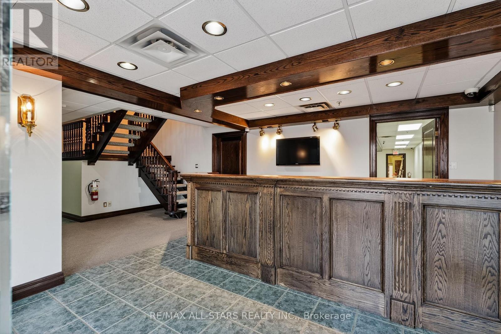 6-7 - 1131 Gorham Street, Newmarket, ON