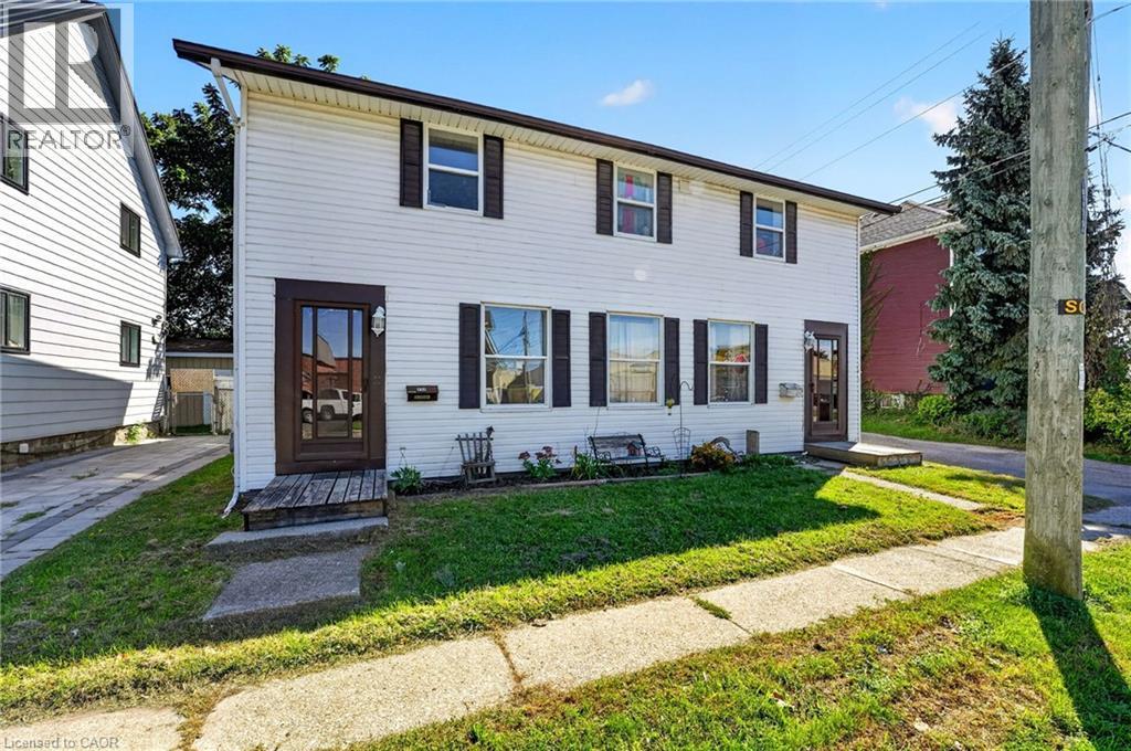 213-215 Maple Street, Dunnville, ON