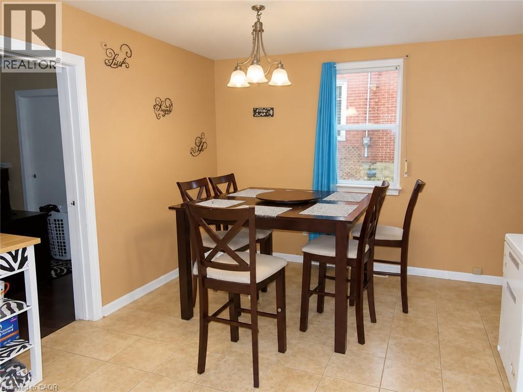 Virtually Staged - 213-215 Maple Street, Dunnville, ON