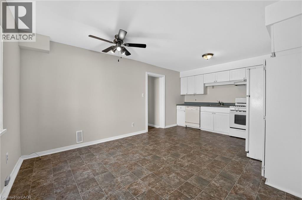 213-215 Maple Street, Dunnville, ON