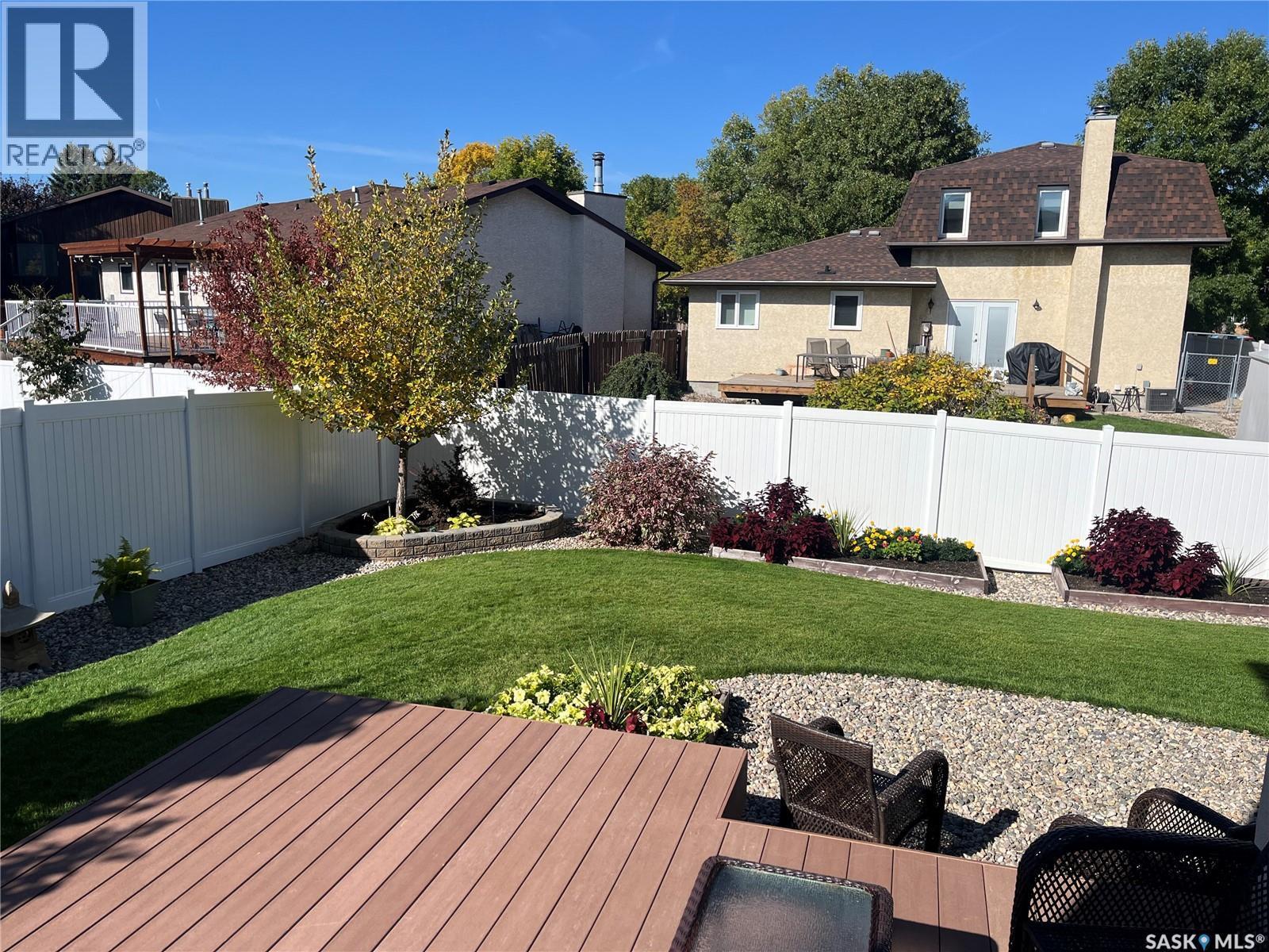 1914 Laurier Crescent E, Regina, SK