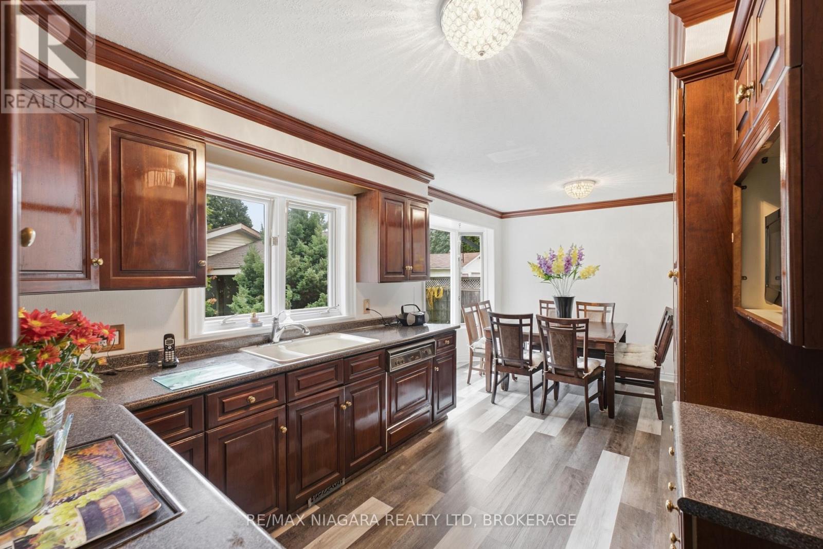 20 Arthur Street, St. Catharines (Lakeshore), ON