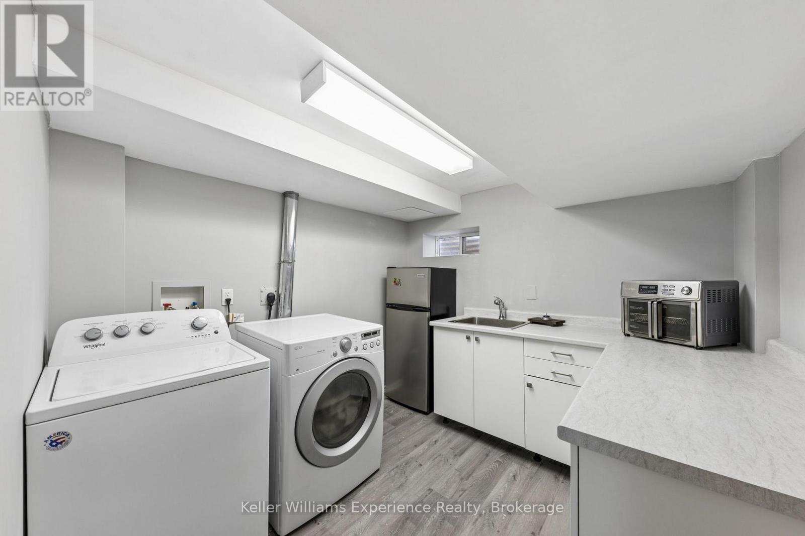 23 - 2 Bernick Drive, Barrie (Grove East), ON