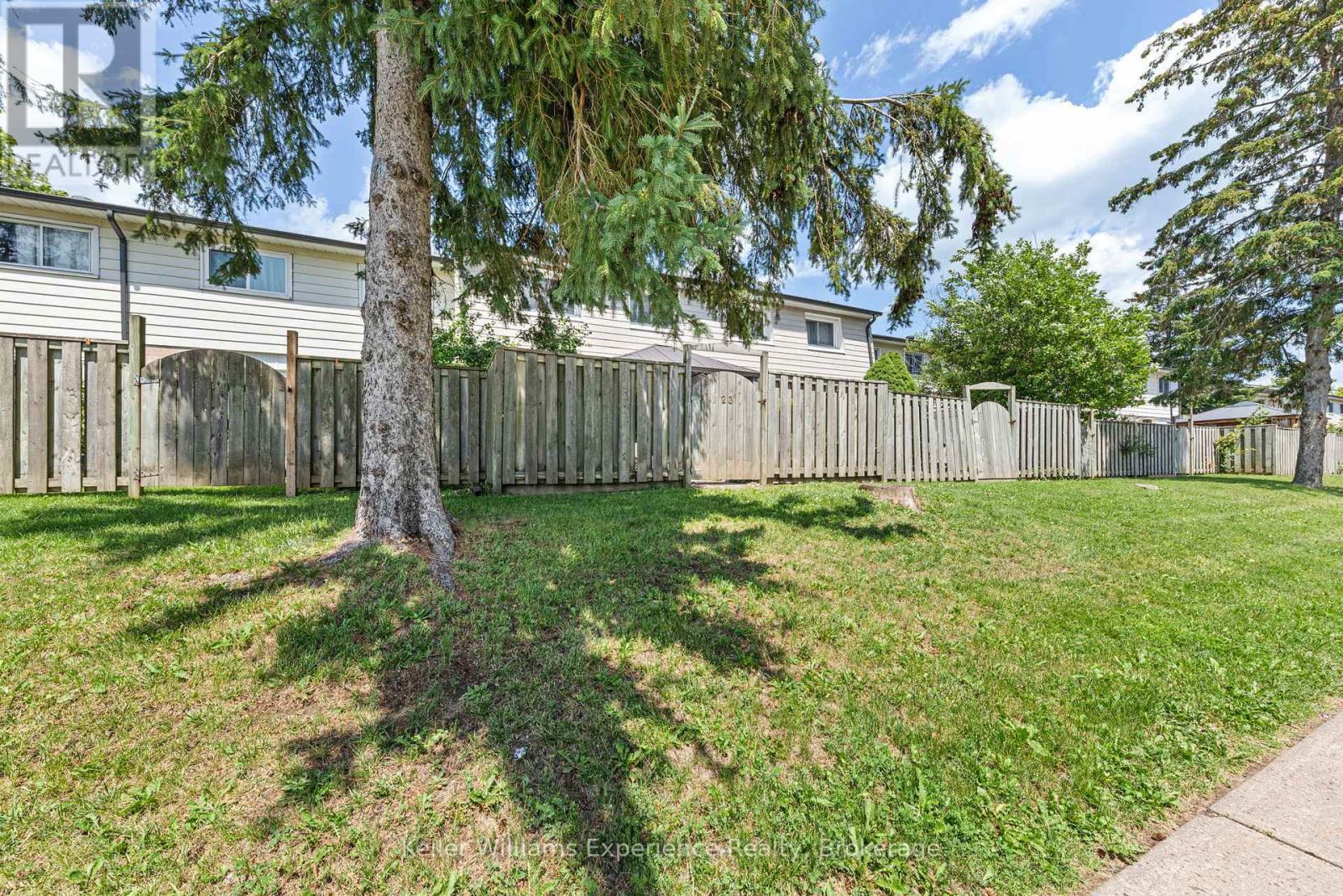23 - 2 Bernick Drive, Barrie (Grove East), ON