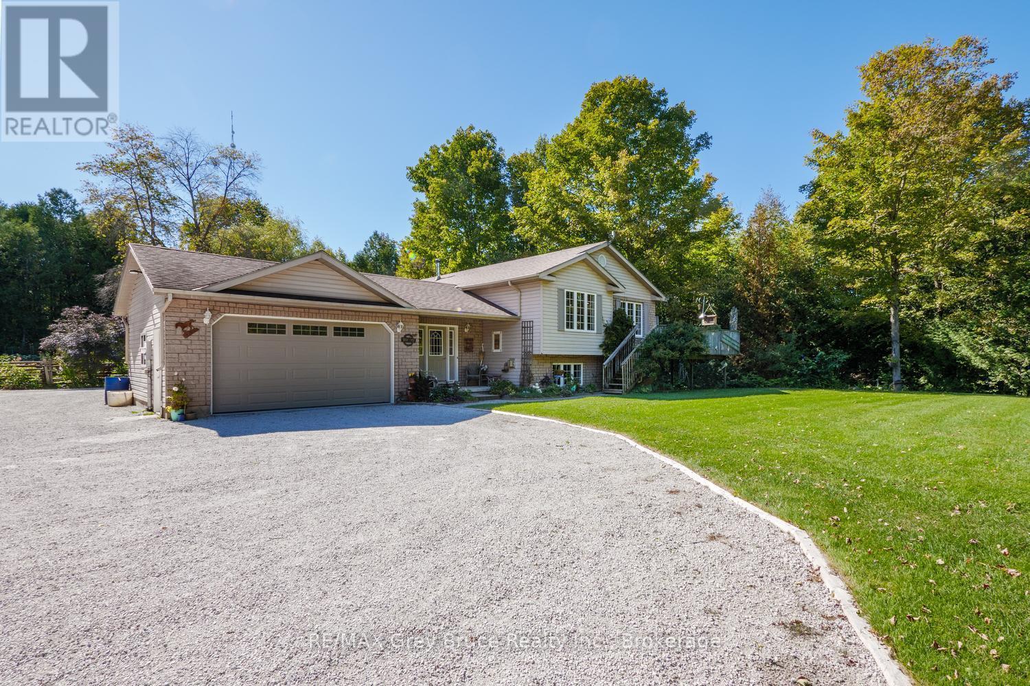 Oasis on 25-acres! - 135 North Diagonal, South Bruce Peninsula, ON