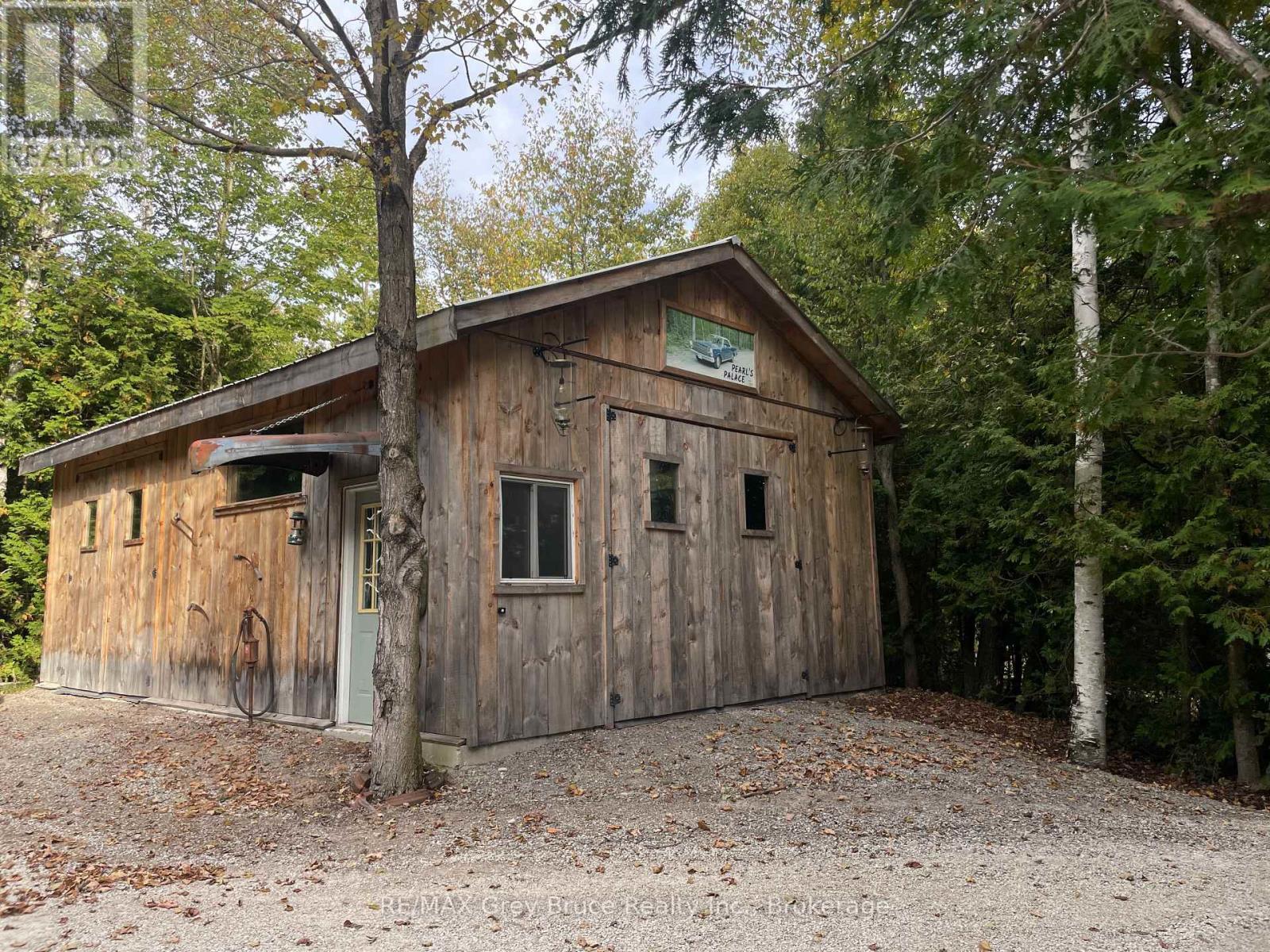 135 North Diagonal, South Bruce Peninsula, ON