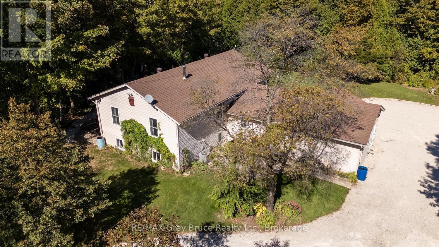 135 North Diagonal, South Bruce Peninsula, ON