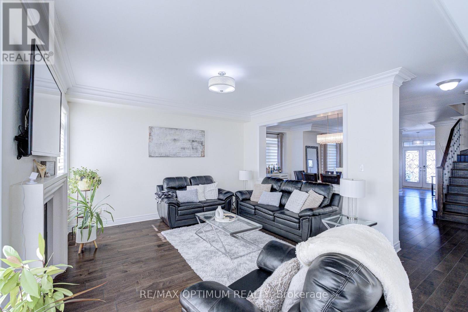 2 Stonecrop Road, Brampton, ON