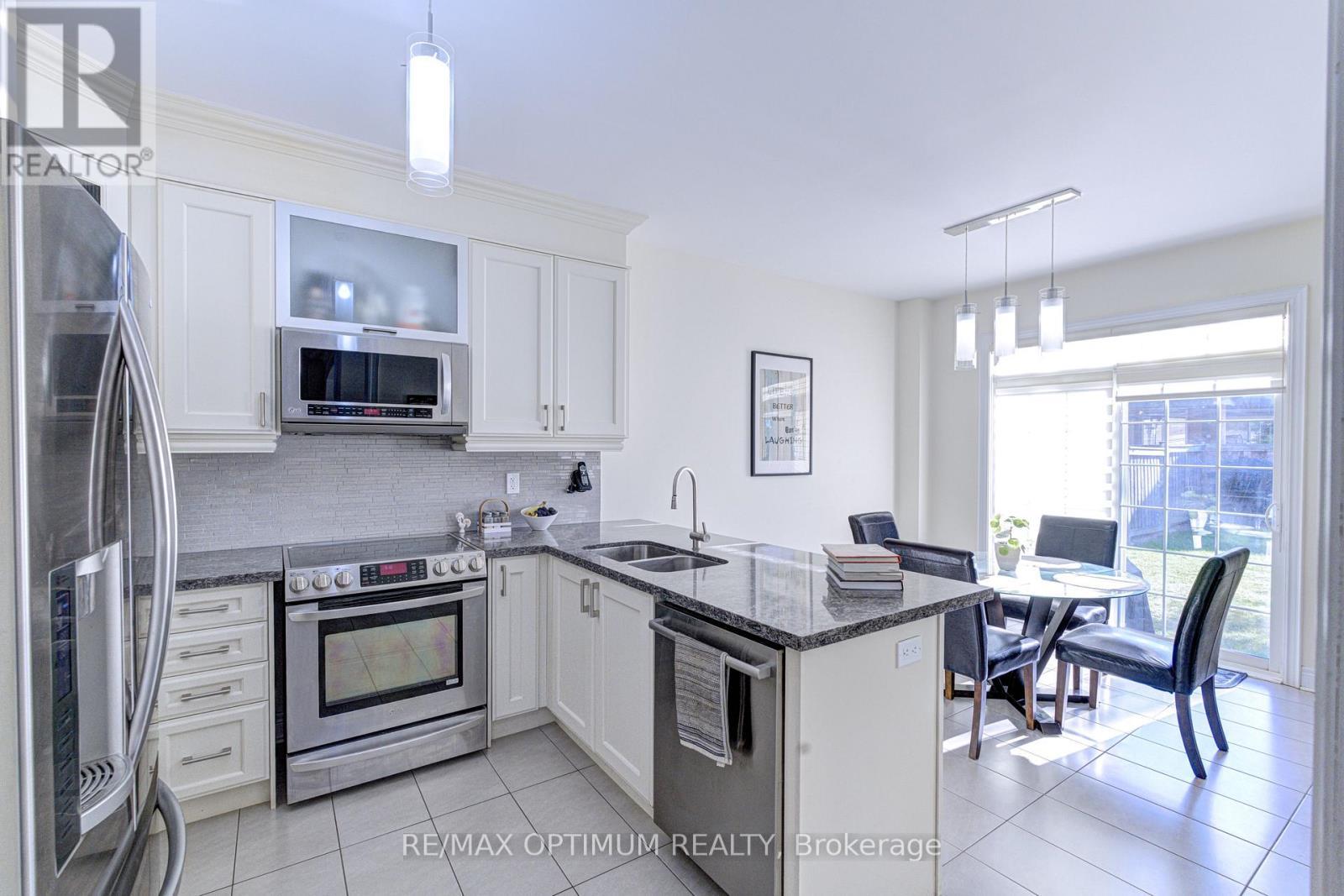 2 Stonecrop Road, Brampton, ON