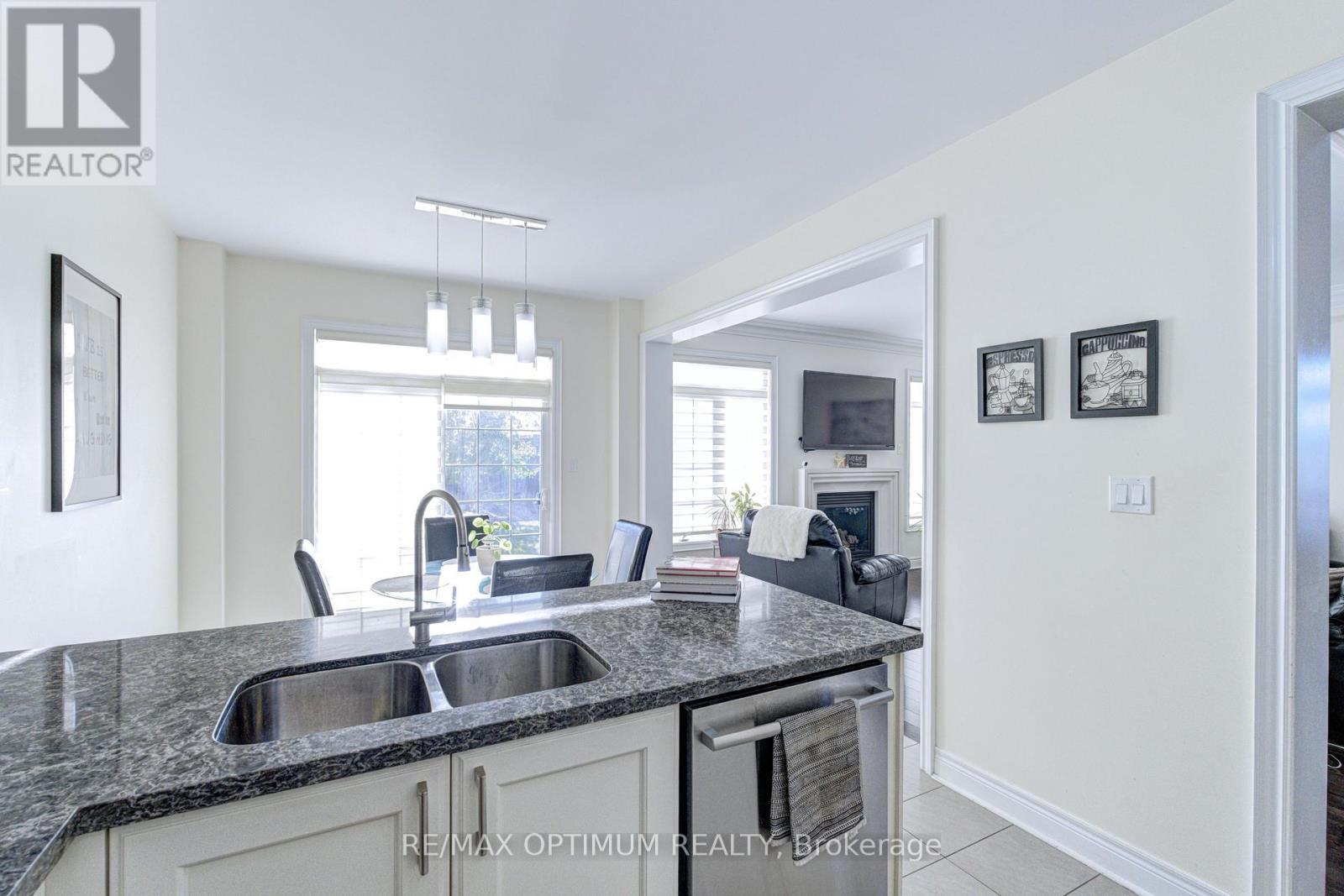 2 Stonecrop Road, Brampton, ON