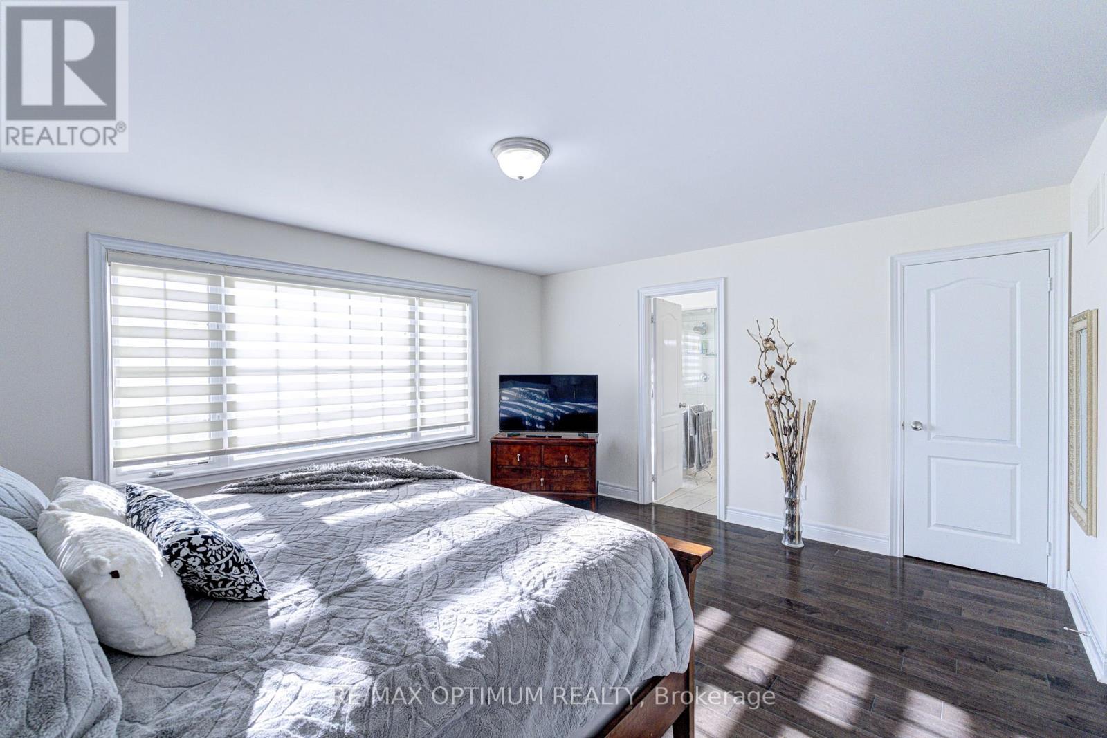 2 Stonecrop Road, Brampton, ON