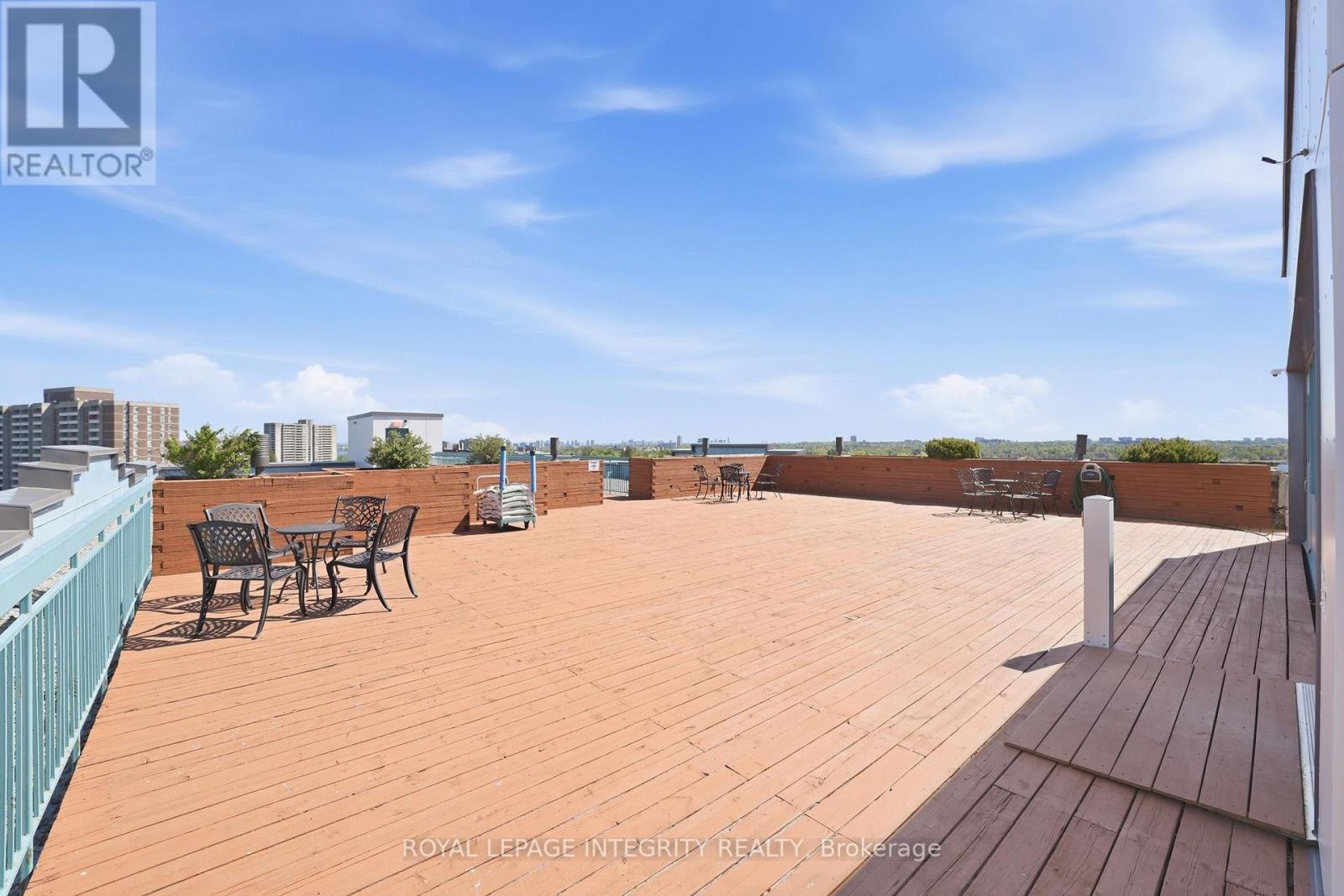 Roof top deck - 808 - 1025 Grenon Avenue, Ottawa, ON