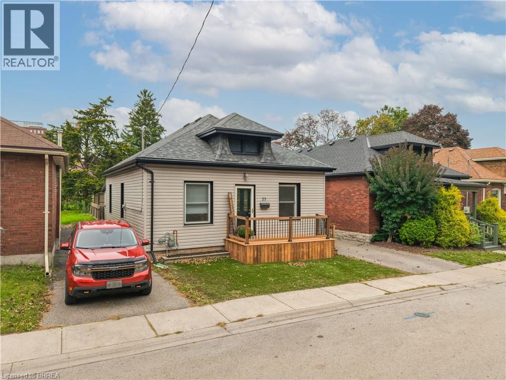 25 Alonzo Street, Brantford, ON