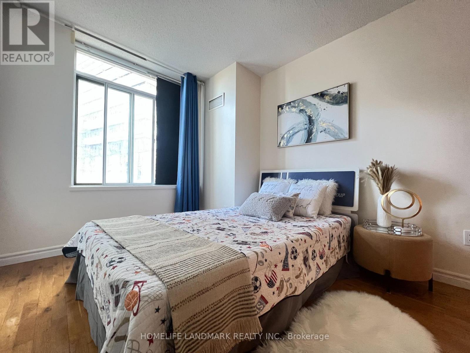 716 - 39 Parliament Street, Toronto, ON