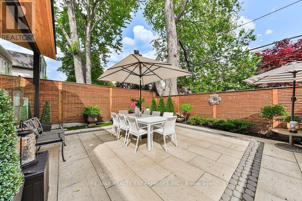 7B Iroquois Avenue, Mississauga, ON
